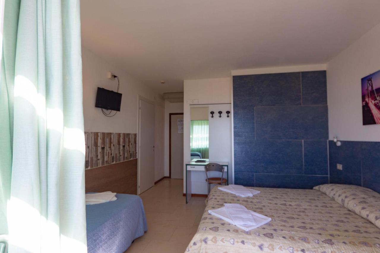 Hotel Ambra لينانو سابيادورو المظهر الخارجي الصورة