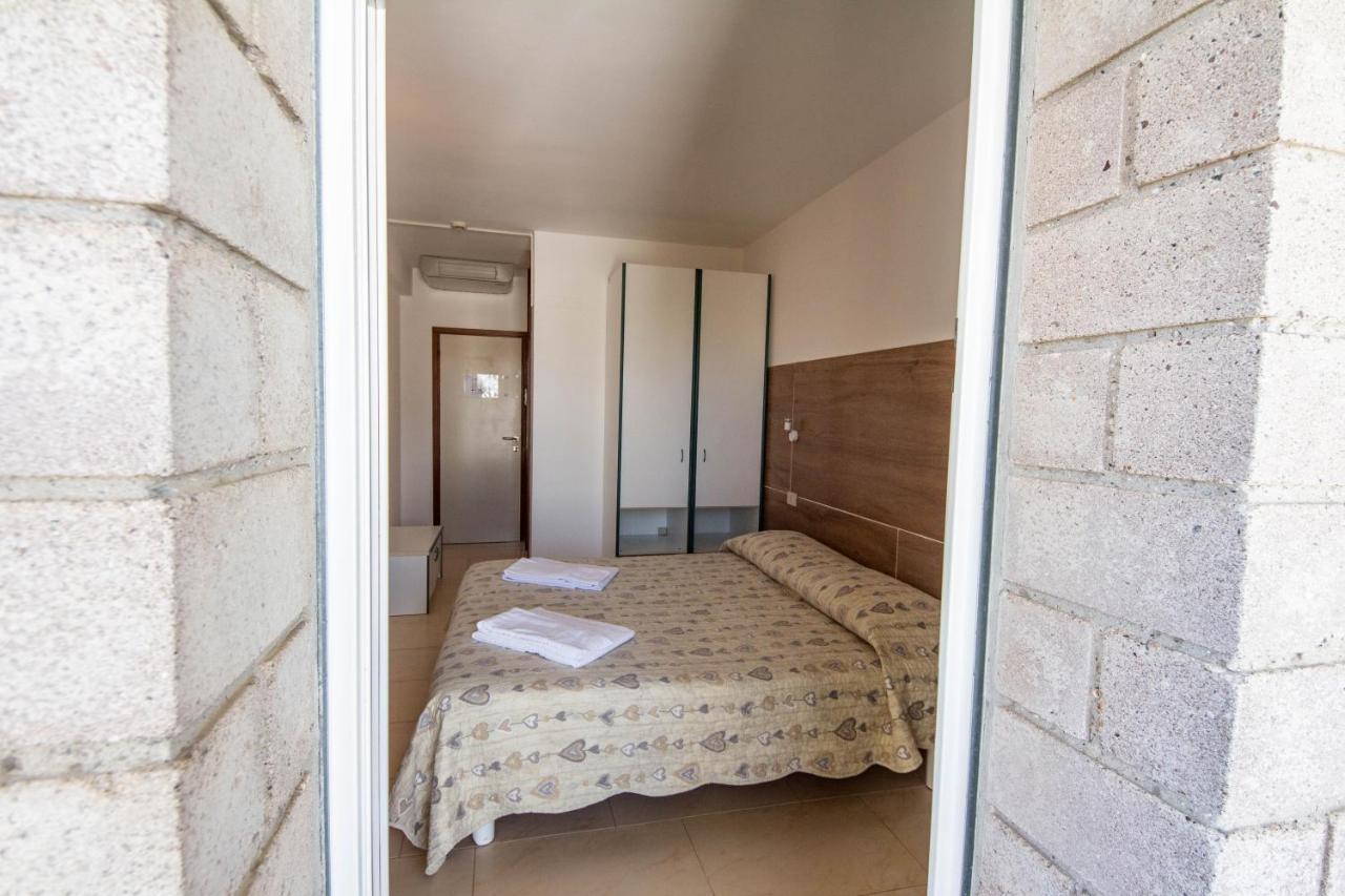 Hotel Ambra لينانو سابيادورو المظهر الخارجي الصورة