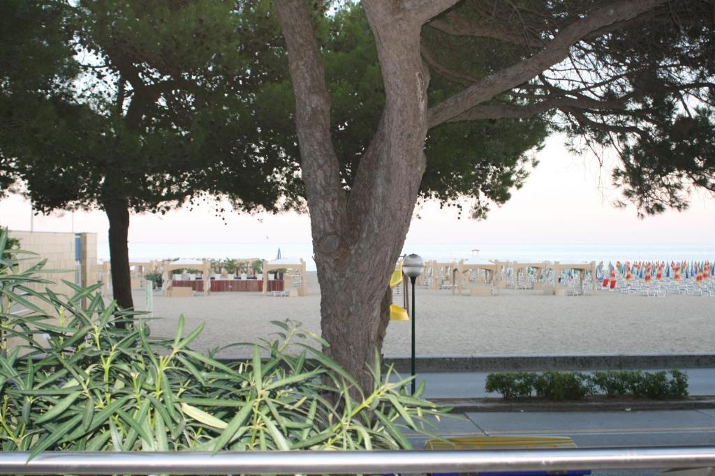 Hotel Ambra لينانو سابيادورو المظهر الخارجي الصورة