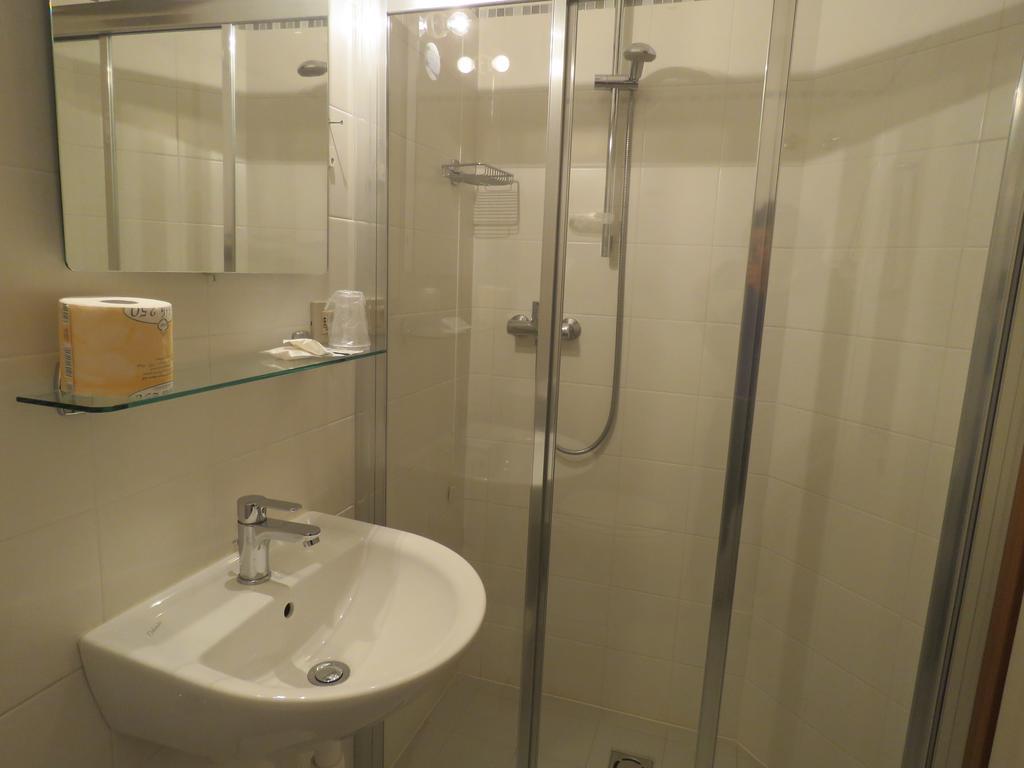 Hotel Ambra لينانو سابيادورو المظهر الخارجي الصورة
