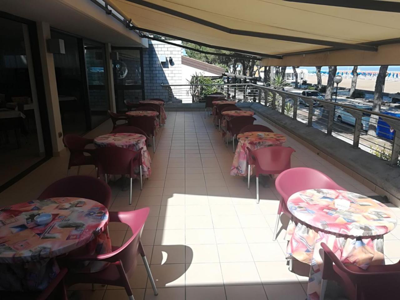 Hotel Ambra لينانو سابيادورو المظهر الخارجي الصورة