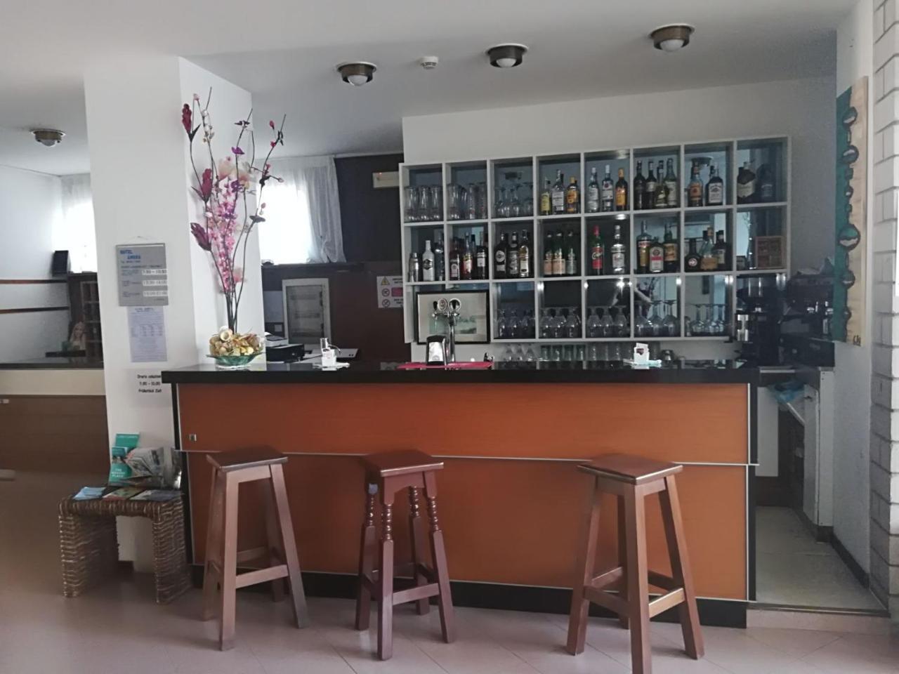 Hotel Ambra لينانو سابيادورو المظهر الخارجي الصورة