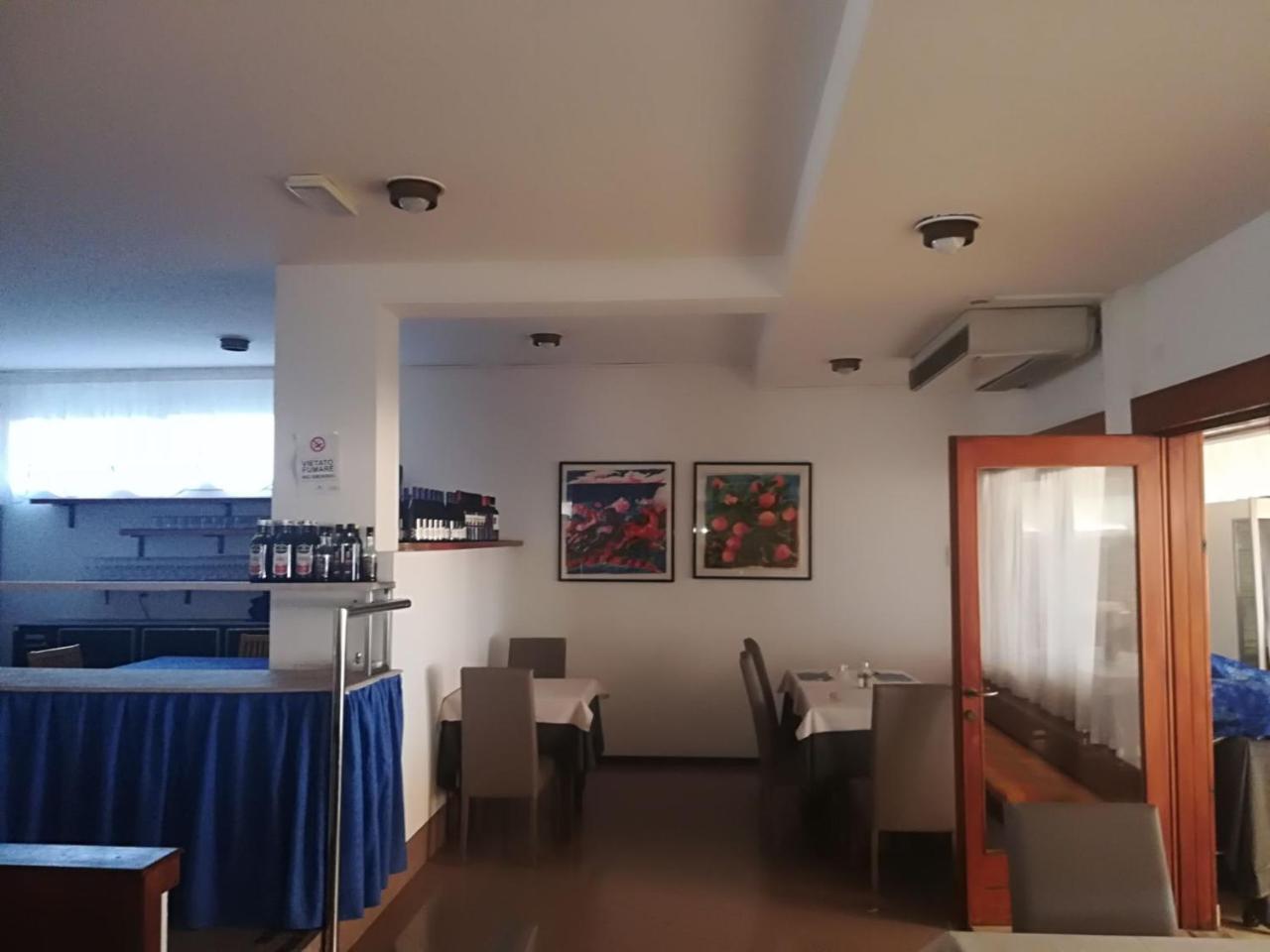 Hotel Ambra لينانو سابيادورو المظهر الخارجي الصورة
