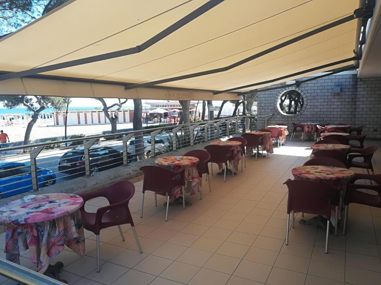Hotel Ambra لينانو سابيادورو المظهر الخارجي الصورة
