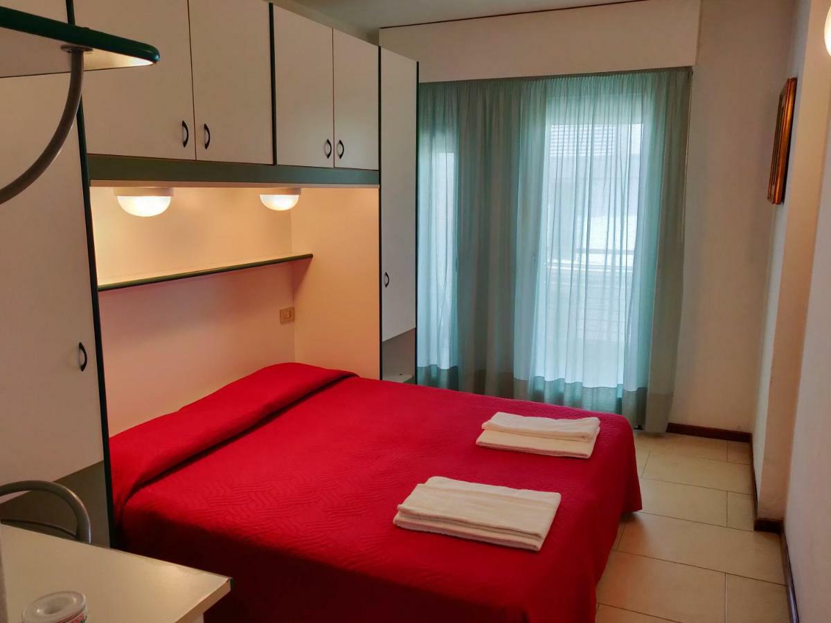 Hotel Ambra لينانو سابيادورو المظهر الخارجي الصورة