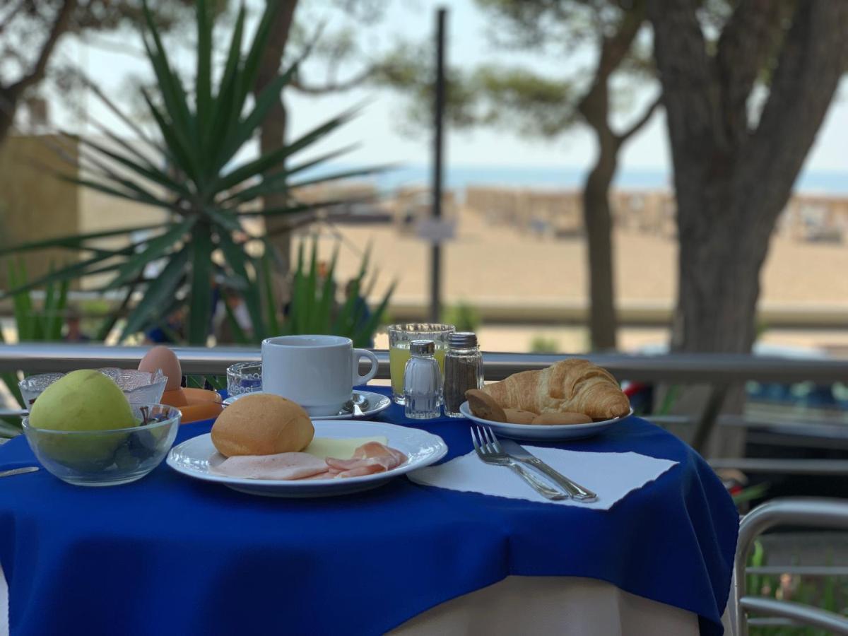Hotel Ambra لينانو سابيادورو المظهر الخارجي الصورة